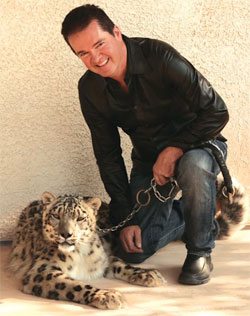 Dirk Arthur is scheduled to appear with big cats at the Riviera Hotel in Las Vegas